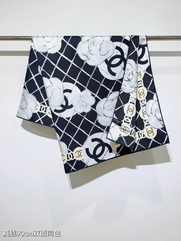 Chanel silk scarf 90X90cm E050863